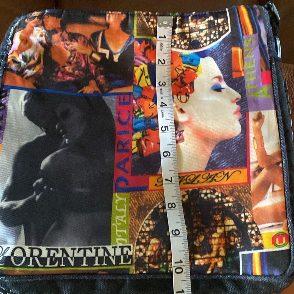 Cross Body Purse - Picture 15 of 15
